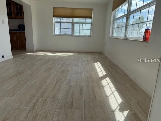 For Rent: $1,850 (2 beds, 1 baths, 1164 Square Feet)