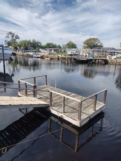 For Rent: $1,850 (2 beds, 1 baths, 1164 Square Feet)