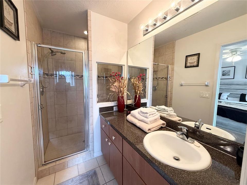 На продажу: $229,000 (3 спален, 2 ванн, 1468 Квадратных фут)