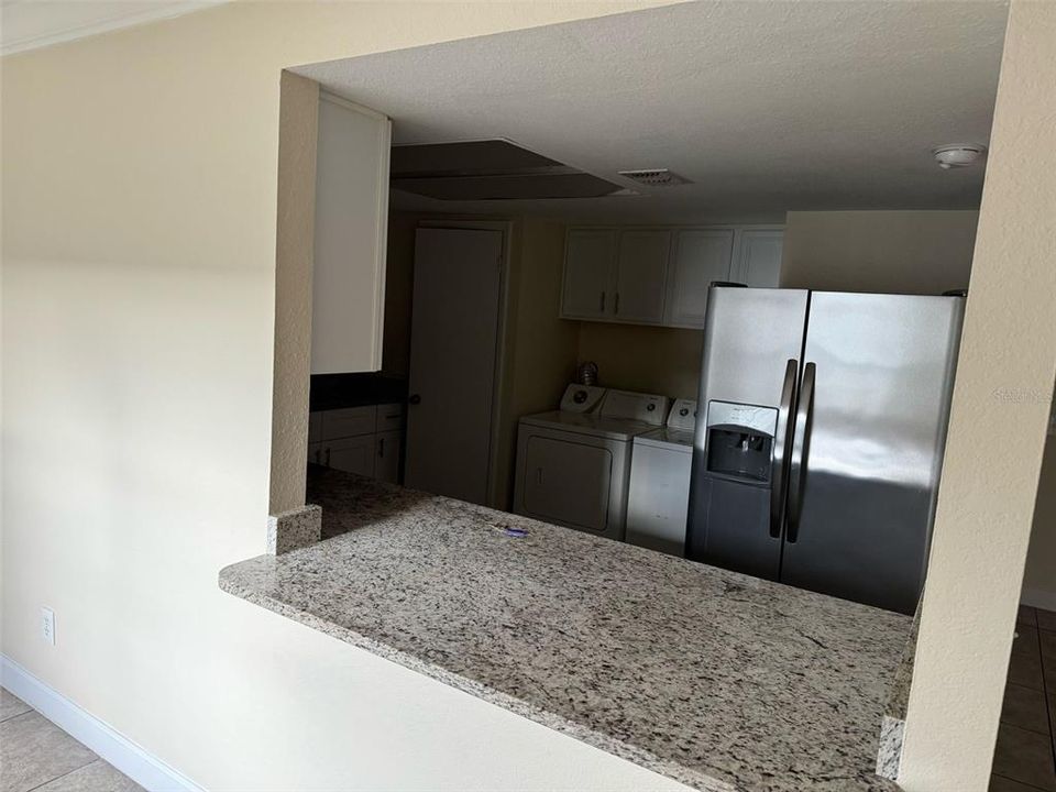 For Rent: $1,600 (2 beds, 2 baths, 905 Square Feet)