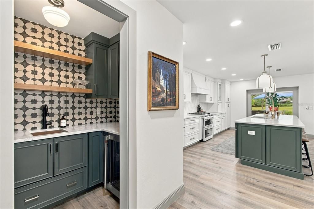 For Sale: $875,000 (4 beds, 2 baths, 2169 Square Feet)
