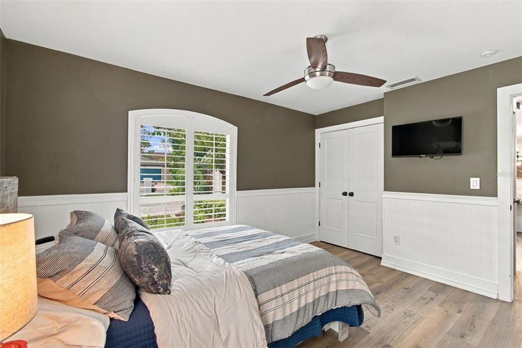 For Sale: $875,000 (4 beds, 2 baths, 2169 Square Feet)