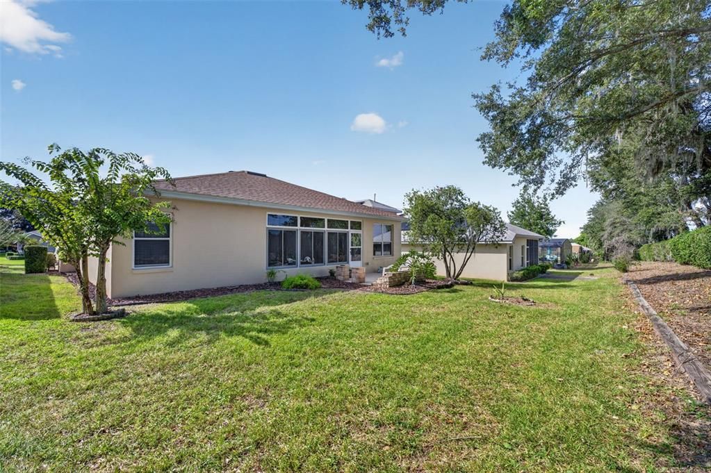 For Sale: $299,900 (2 beds, 2 baths, 1658 Square Feet)