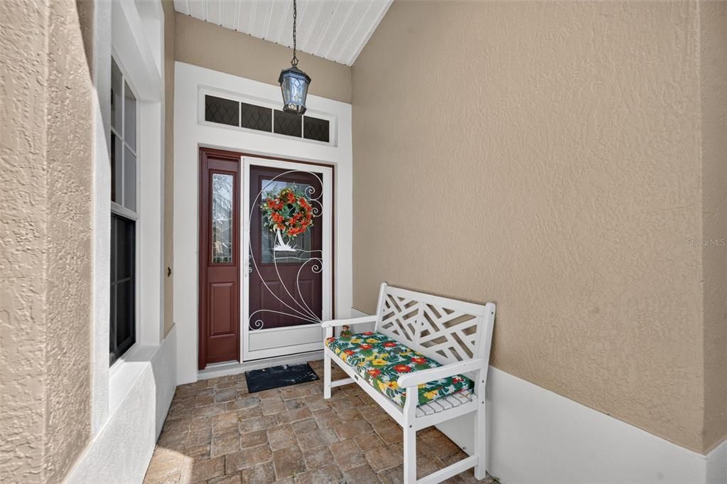 For Sale: $299,900 (2 beds, 2 baths, 1658 Square Feet)