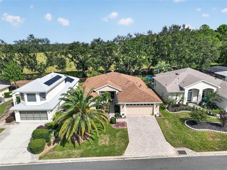 For Sale: $299,900 (2 beds, 2 baths, 1658 Square Feet)