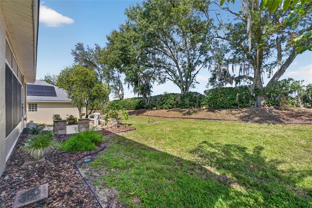 For Sale: $299,900 (2 beds, 2 baths, 1658 Square Feet)