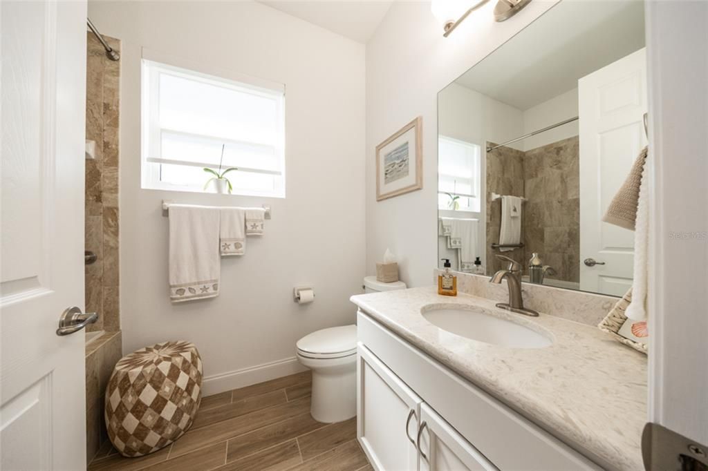 For Sale: $407,000 (3 beds, 2 baths, 1695 Square Feet)