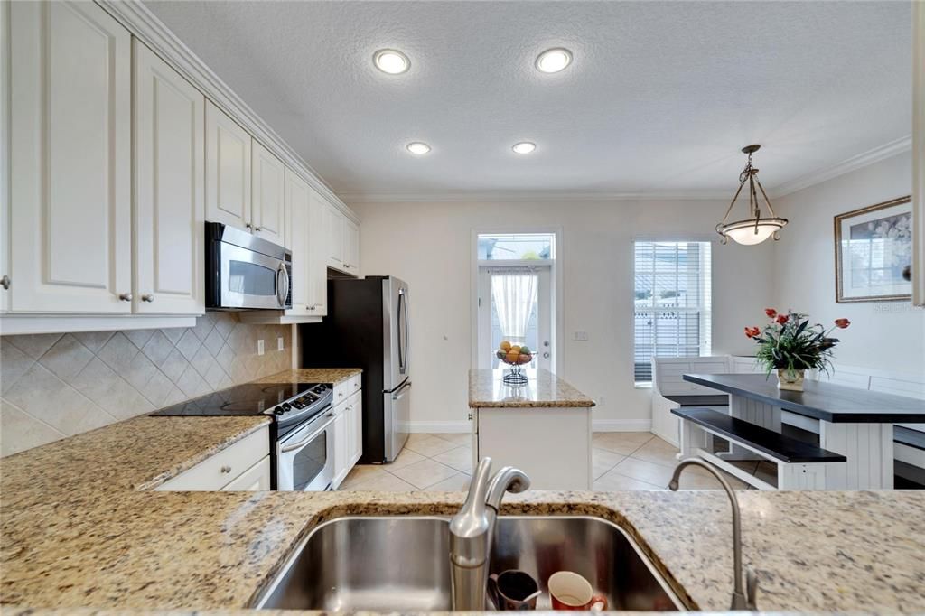 For Sale: $339,900 (3 beds, 2 baths, 2623 Square Feet)
