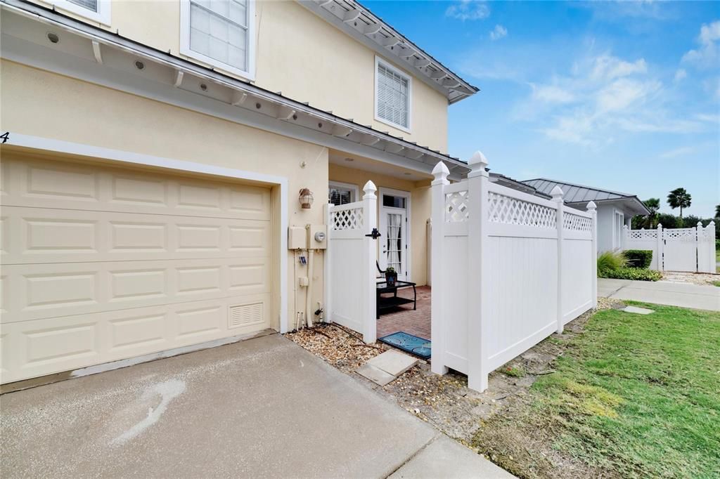 For Sale: $339,900 (3 beds, 2 baths, 2623 Square Feet)