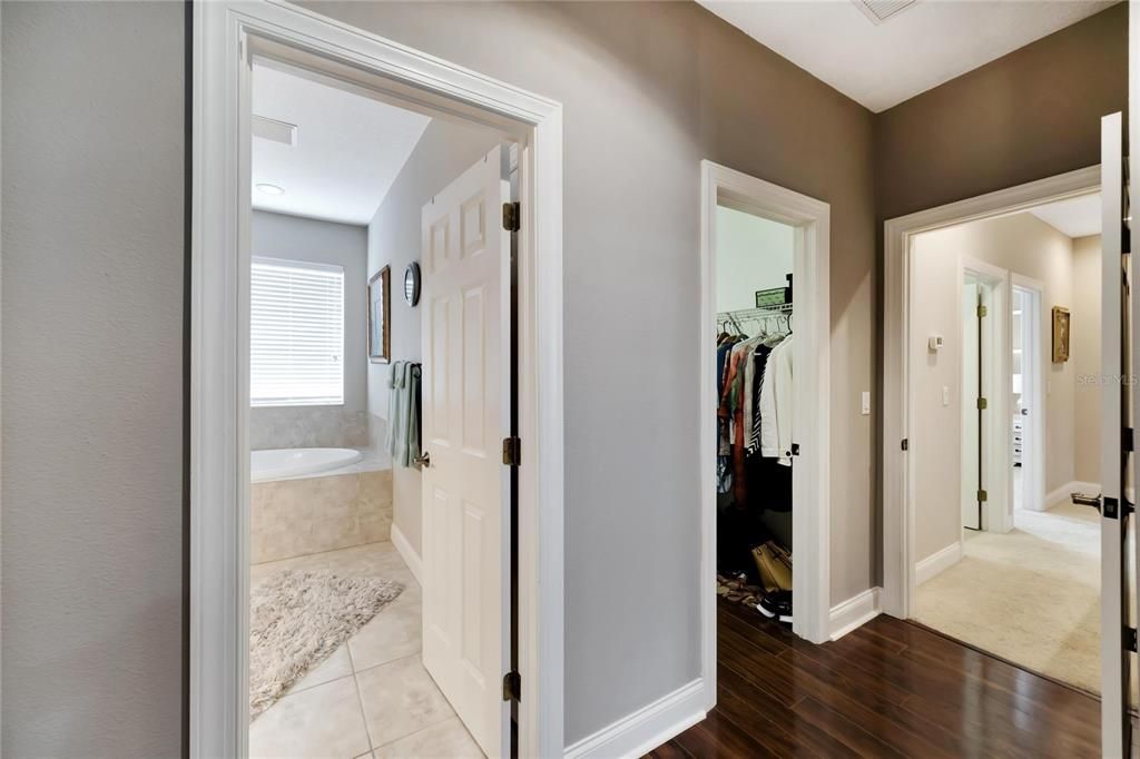 For Sale: $339,900 (3 beds, 2 baths, 2623 Square Feet)