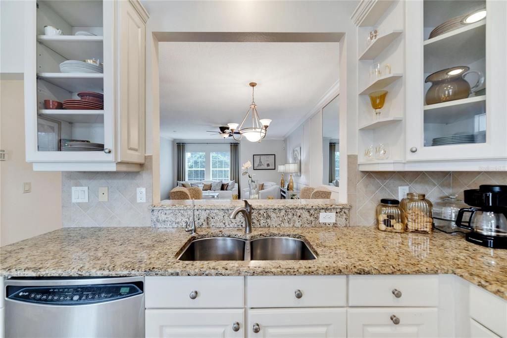For Sale: $339,900 (3 beds, 2 baths, 2623 Square Feet)