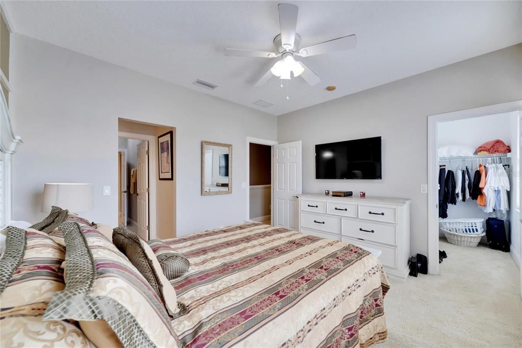 For Sale: $339,900 (3 beds, 2 baths, 2623 Square Feet)