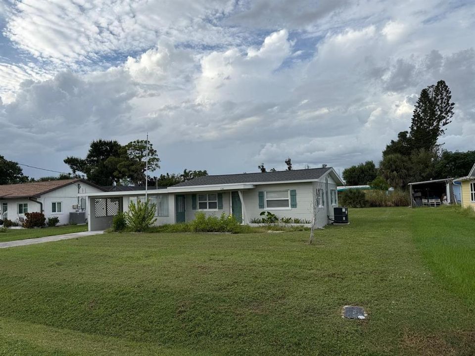 For Rent: $1,850 (2 beds, 2 baths, 1064 Square Feet)