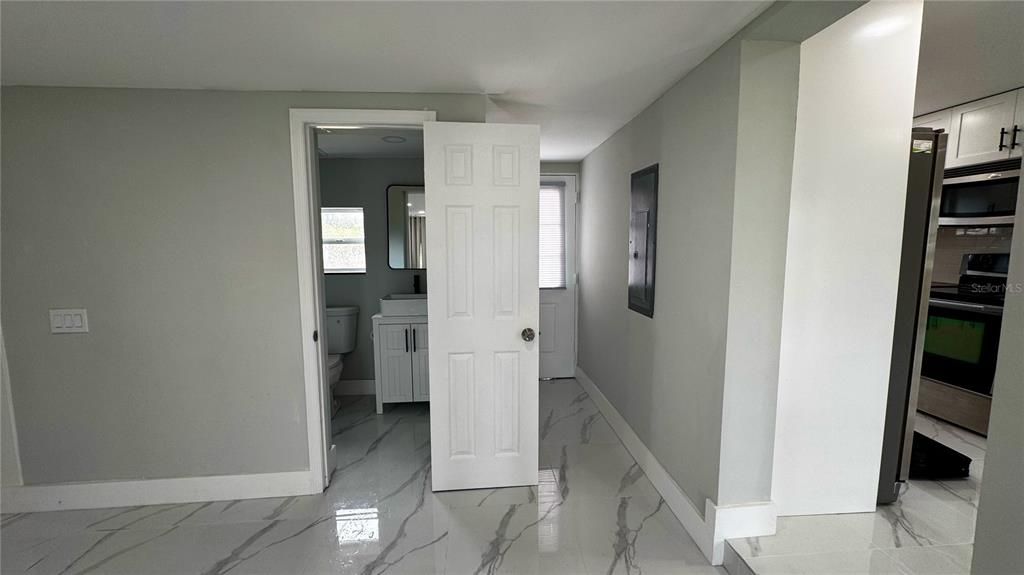 For Rent: $1,850 (2 beds, 2 baths, 1064 Square Feet)