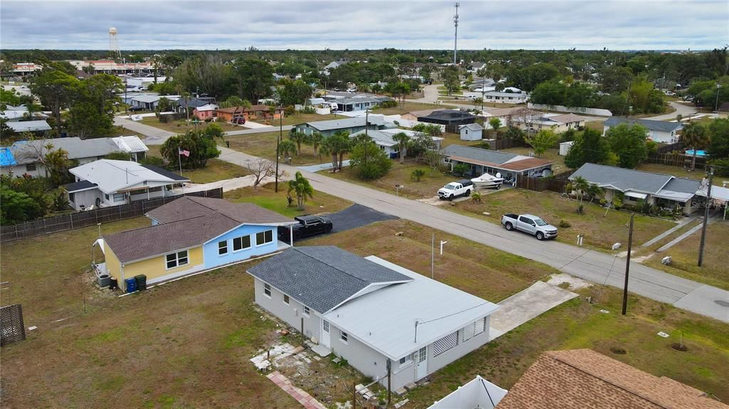 For Rent: $1,850 (2 beds, 2 baths, 1064 Square Feet)