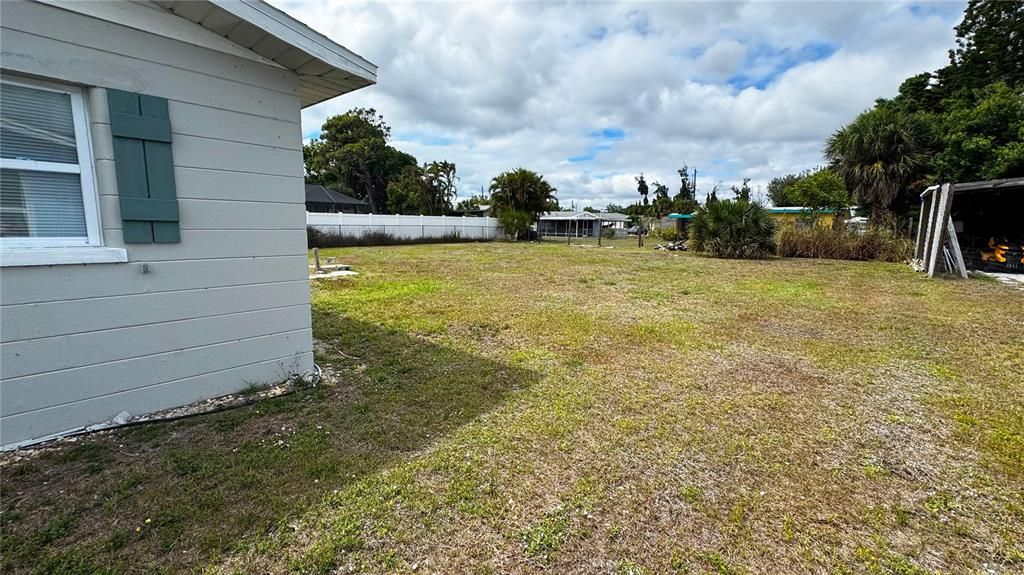 For Rent: $1,850 (2 beds, 2 baths, 1064 Square Feet)