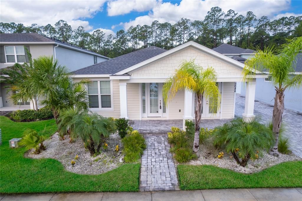 For Sale: $349,950 (2 beds, 2 baths, 1274 Square Feet)