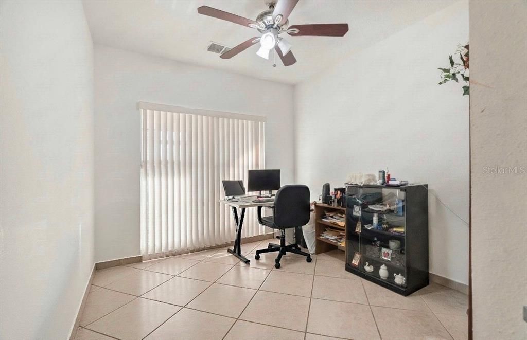 En Venta: $565,000 (5 camas, 3 baños, 3092 Pies cuadrados)
