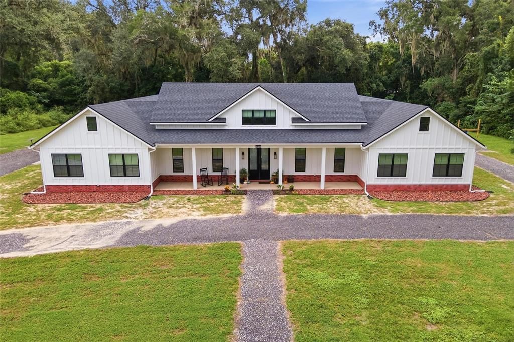 For Sale: $820,000 (5 beds, 5 baths, 3088 Square Feet)