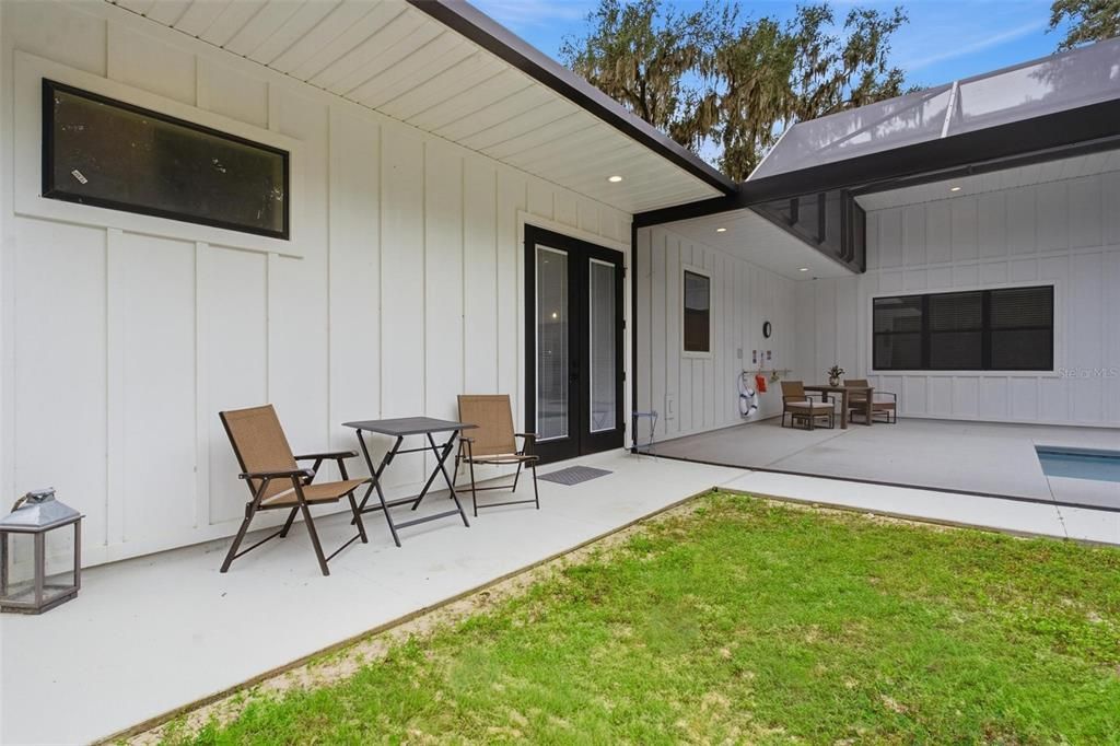 For Sale: $820,000 (5 beds, 5 baths, 3088 Square Feet)