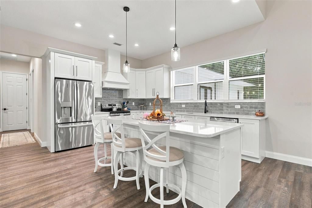 For Sale: $820,000 (5 beds, 5 baths, 3088 Square Feet)
