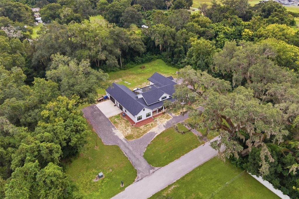 For Sale: $820,000 (5 beds, 5 baths, 3088 Square Feet)