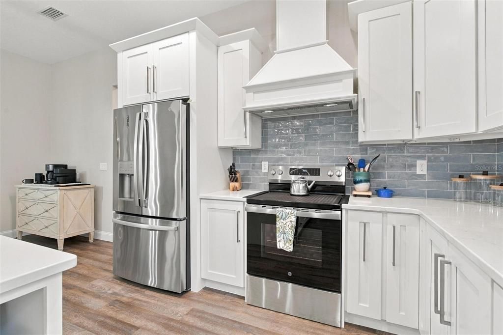 For Sale: $820,000 (5 beds, 5 baths, 3088 Square Feet)