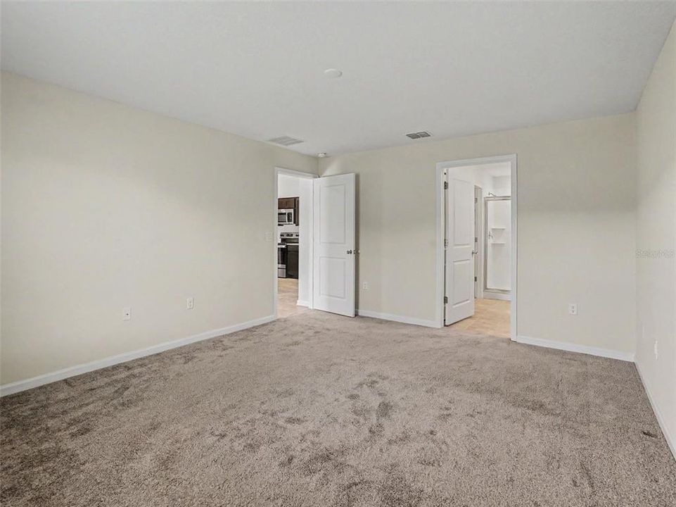 For Sale: $329,900 (3 beds, 2 baths, 1552 Square Feet)