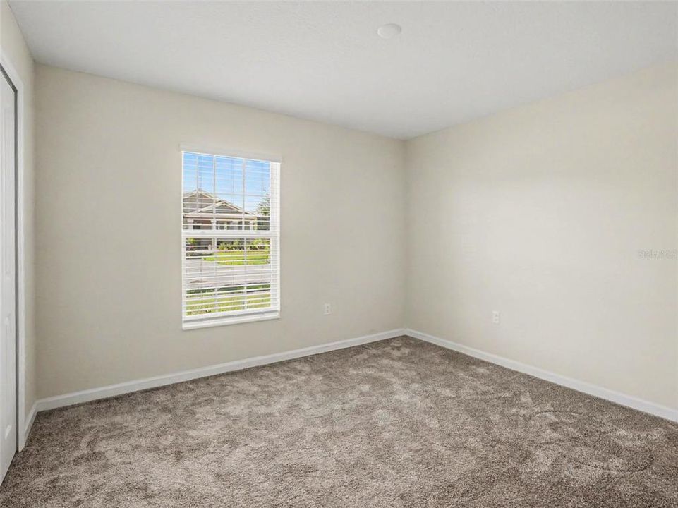 For Sale: $329,900 (3 beds, 2 baths, 1552 Square Feet)