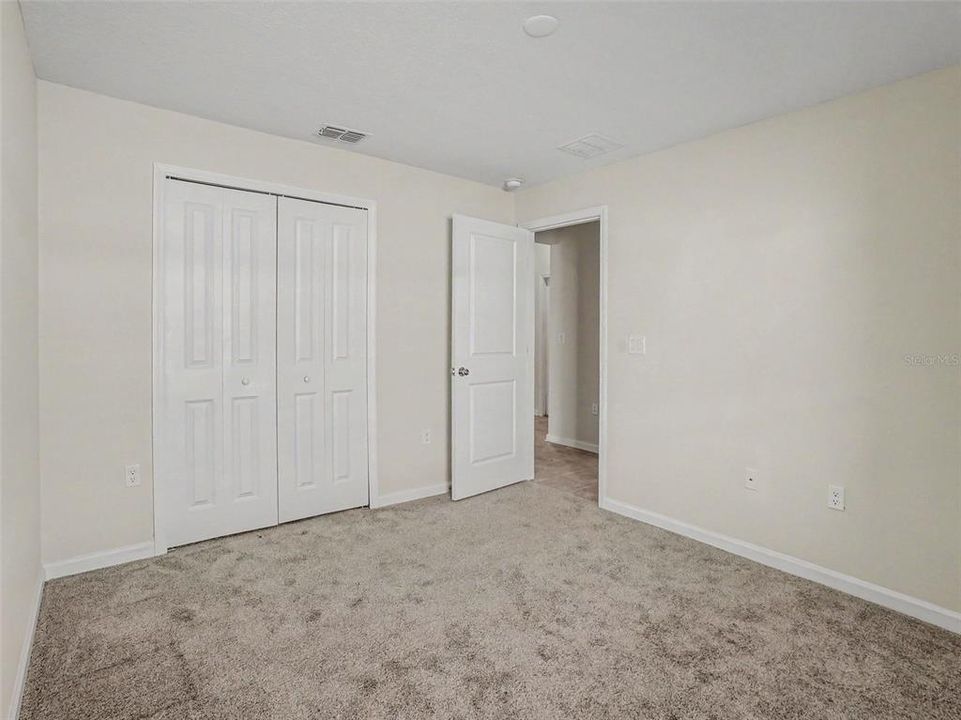 For Sale: $329,900 (3 beds, 2 baths, 1552 Square Feet)