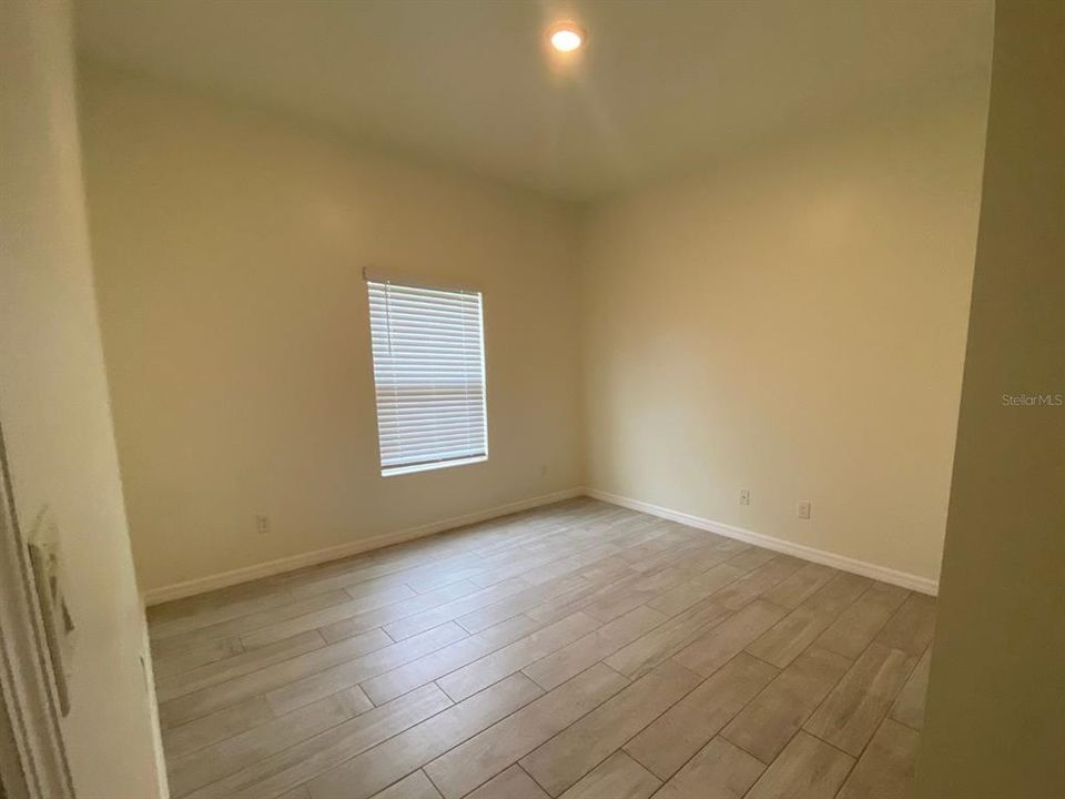 For Rent: $1,895 (3 beds, 2 baths, 1743 Square Feet)