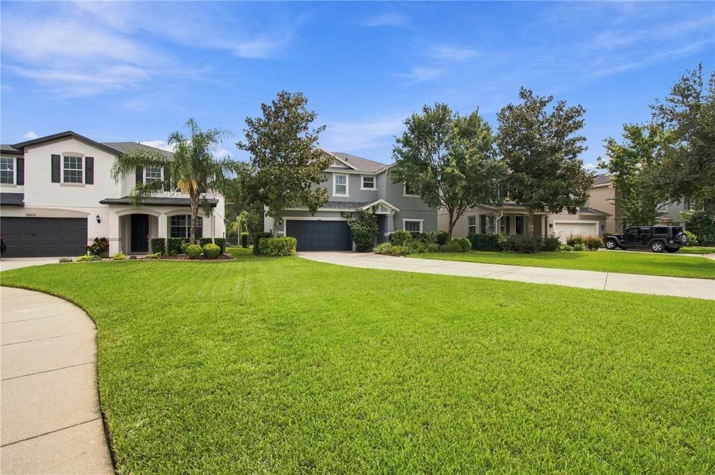 En Venta: $624,990 (4 camas, 2 baños, 2570 Pies cuadrados)