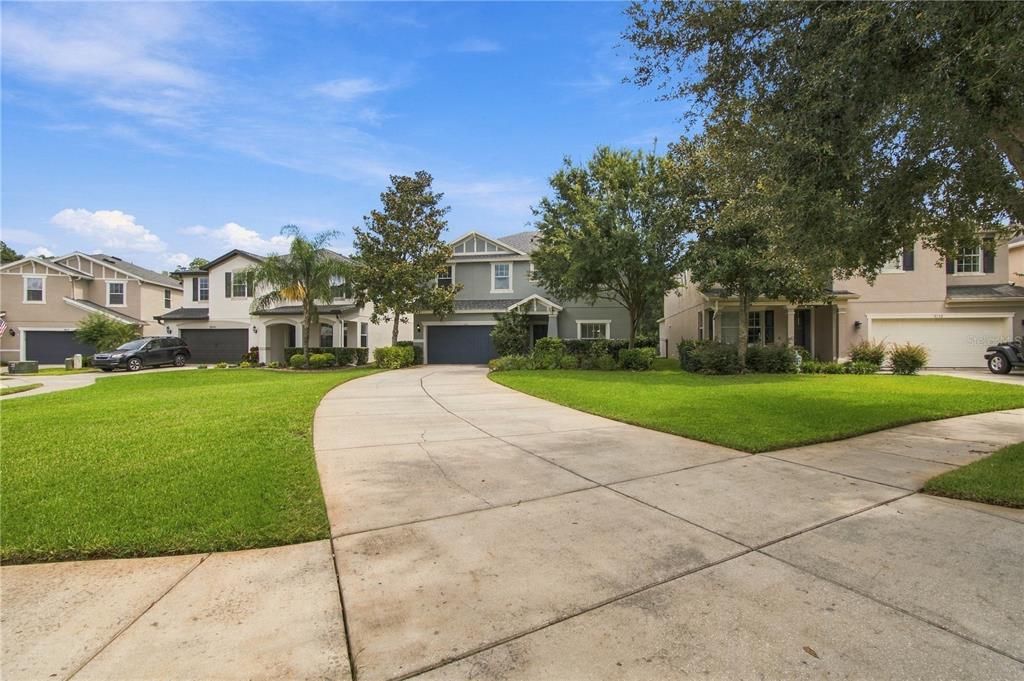 En Venta: $624,990 (4 camas, 2 baños, 2570 Pies cuadrados)