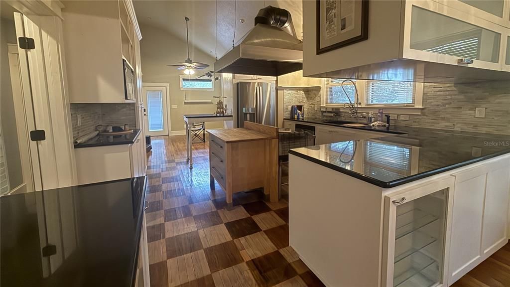 En Renta: $2,795 (2 camas, 2 baños, 1476 Pies cuadrados)