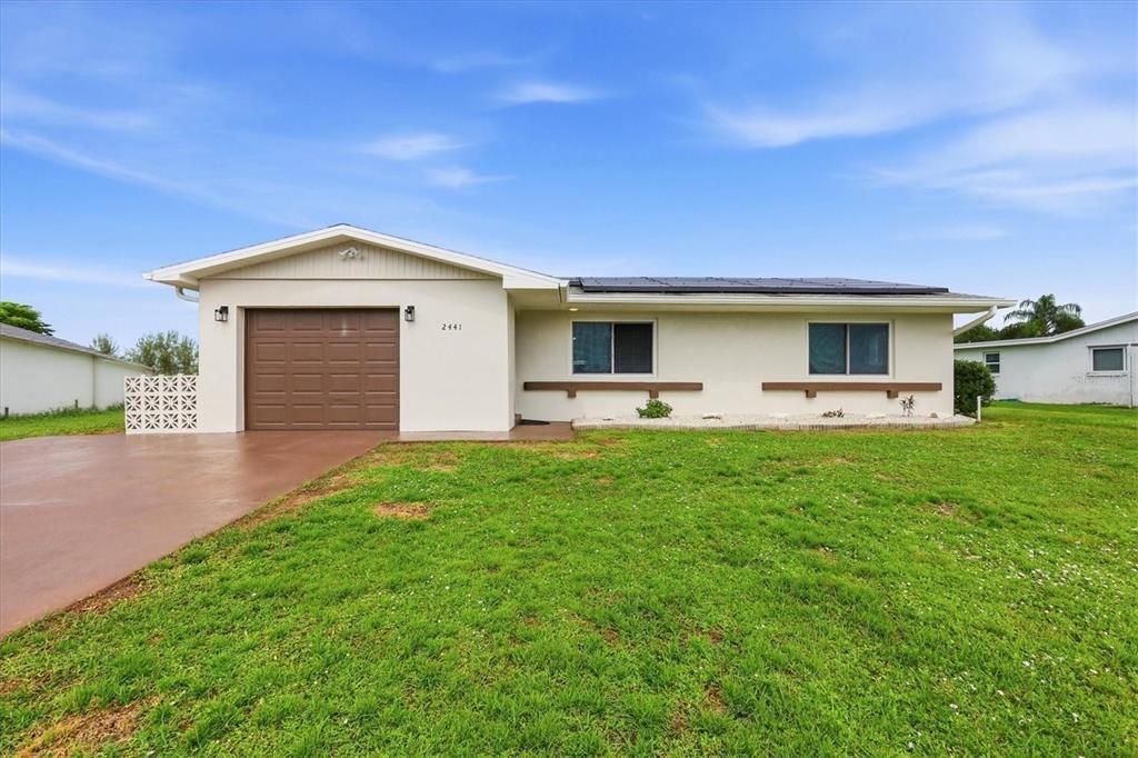 For Sale: $275,000 (2 beds, 2 baths, 1150 Square Feet)