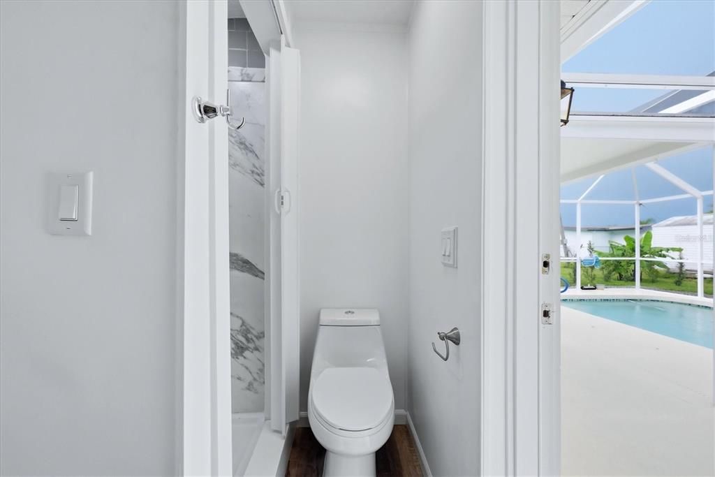 For Sale: $275,000 (2 beds, 2 baths, 1150 Square Feet)