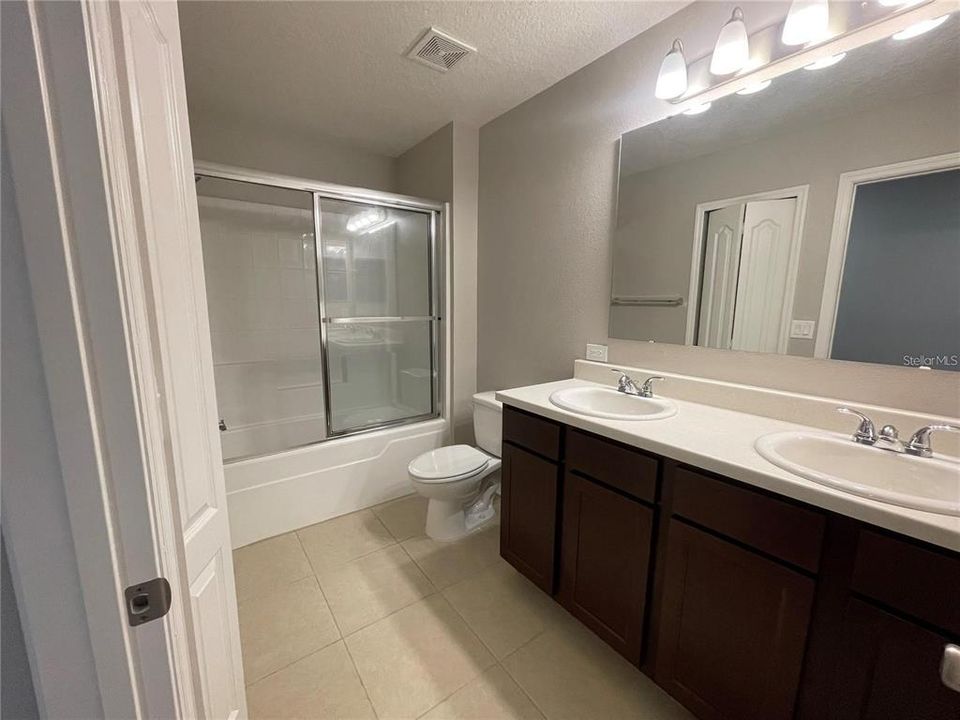 В аренду: $1,895 (3 спален, 2 ванн, 1633 Квадратных фут)