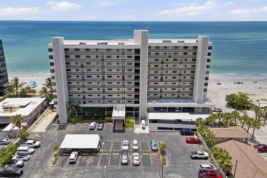 For Sale: $650,000 (2 beds, 2 baths, 1100 Square Feet)