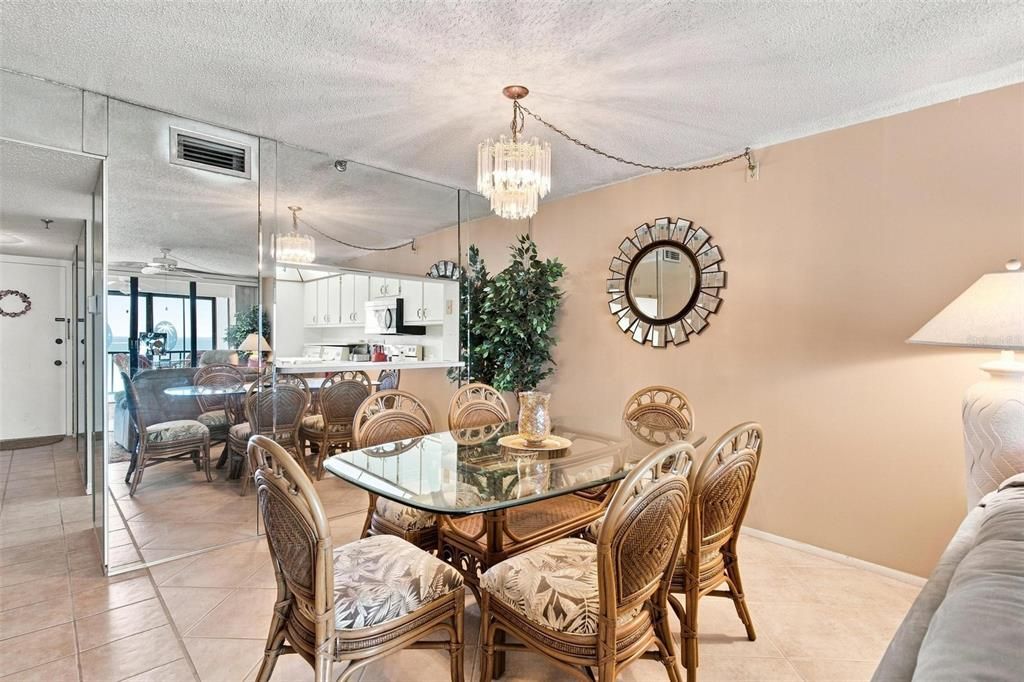 For Sale: $650,000 (2 beds, 2 baths, 1100 Square Feet)