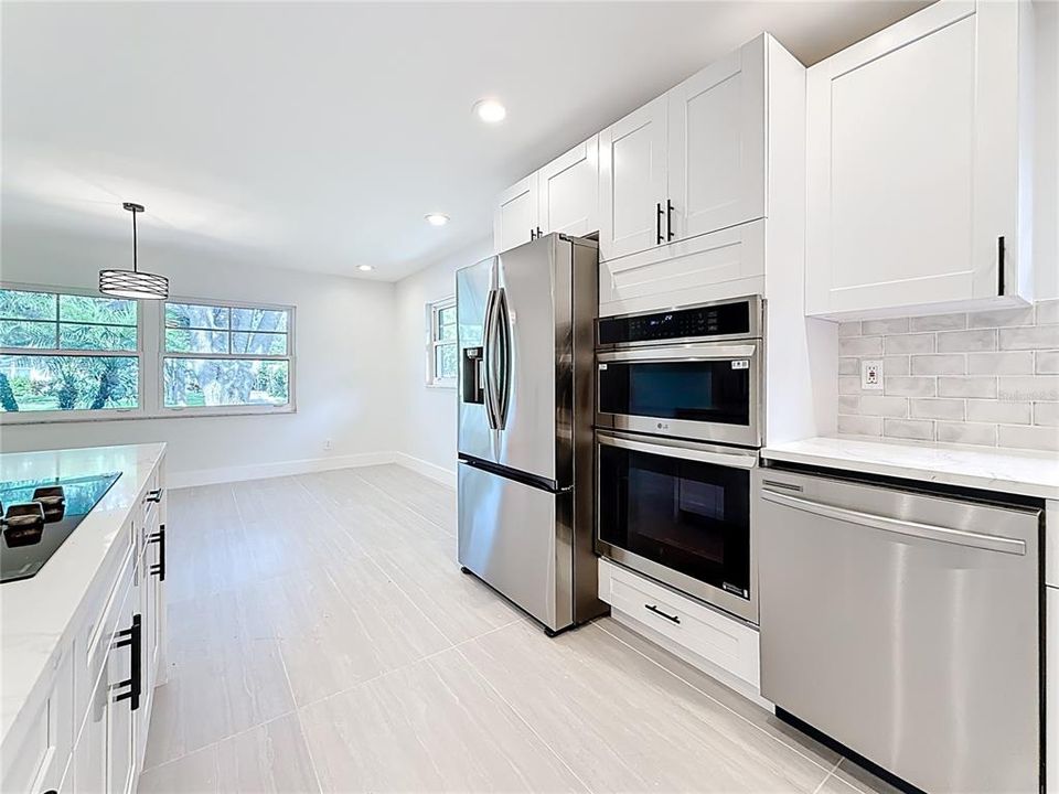For Rent: $3,900 (4 beds, 2 baths, 1732 Square Feet)