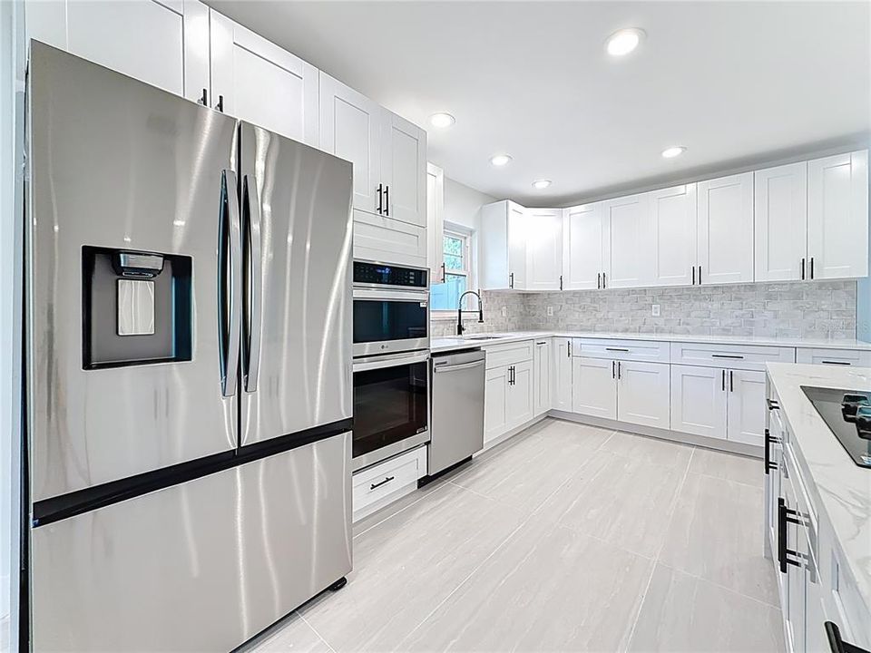 For Rent: $3,900 (4 beds, 2 baths, 1732 Square Feet)