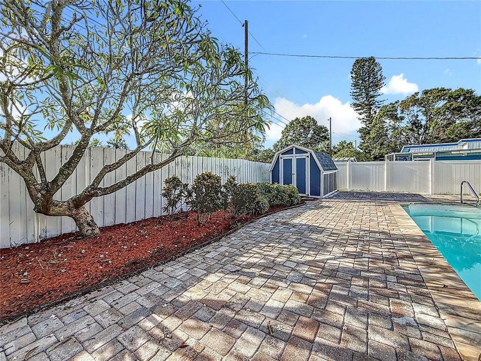 For Rent: $3,900 (4 beds, 2 baths, 1732 Square Feet)