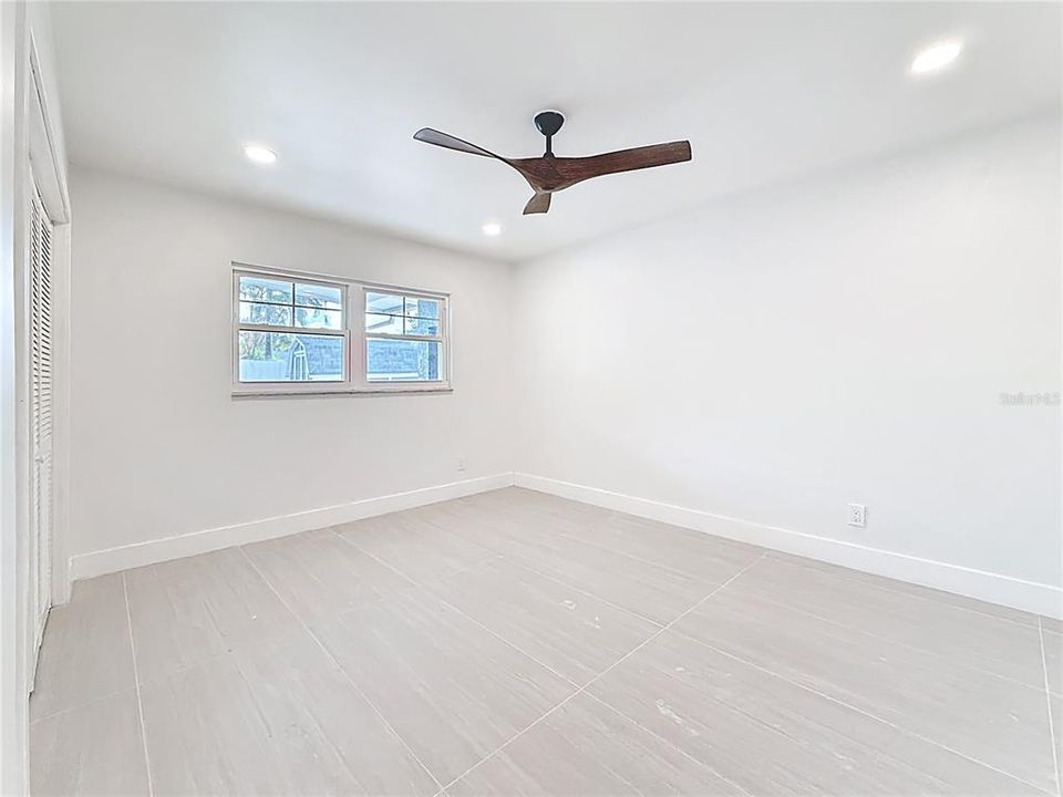 For Rent: $3,900 (4 beds, 2 baths, 1732 Square Feet)