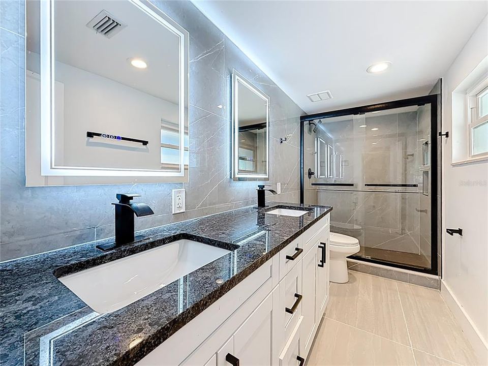 For Rent: $3,900 (4 beds, 2 baths, 1732 Square Feet)