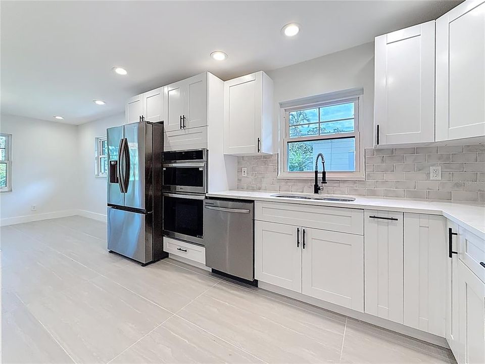 For Rent: $3,900 (4 beds, 2 baths, 1732 Square Feet)