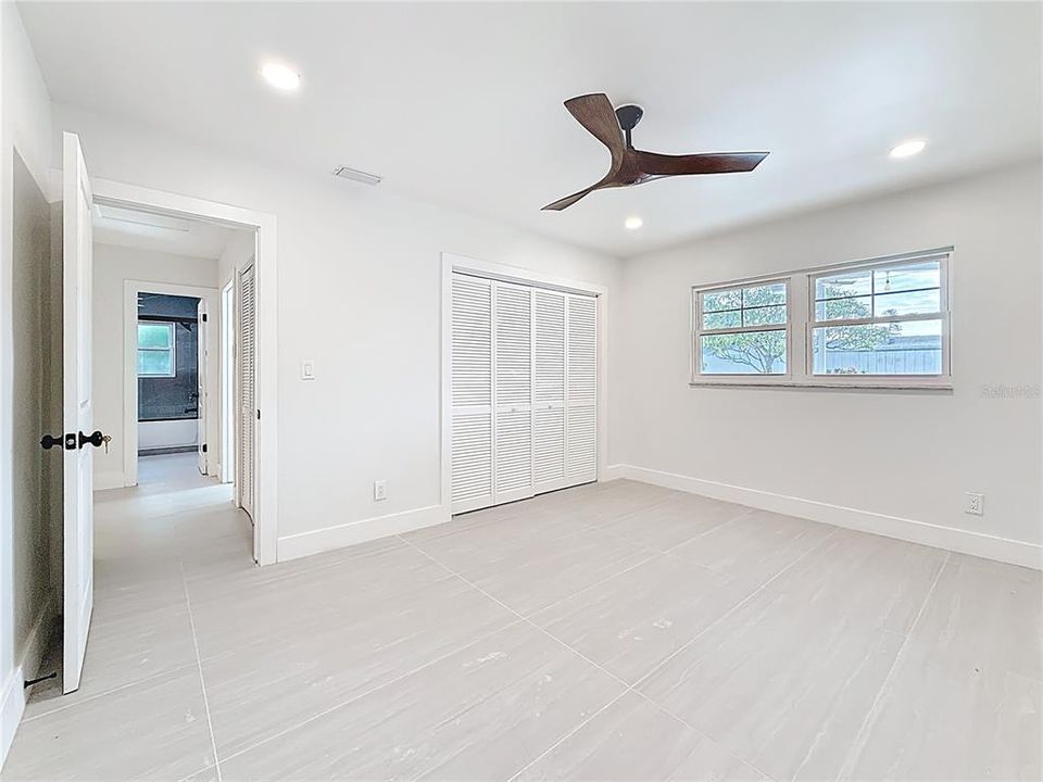 For Rent: $3,900 (4 beds, 2 baths, 1732 Square Feet)
