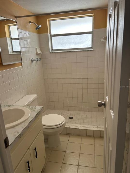 For Rent: $1,700 (3 beds, 2 baths, 1307 Square Feet)