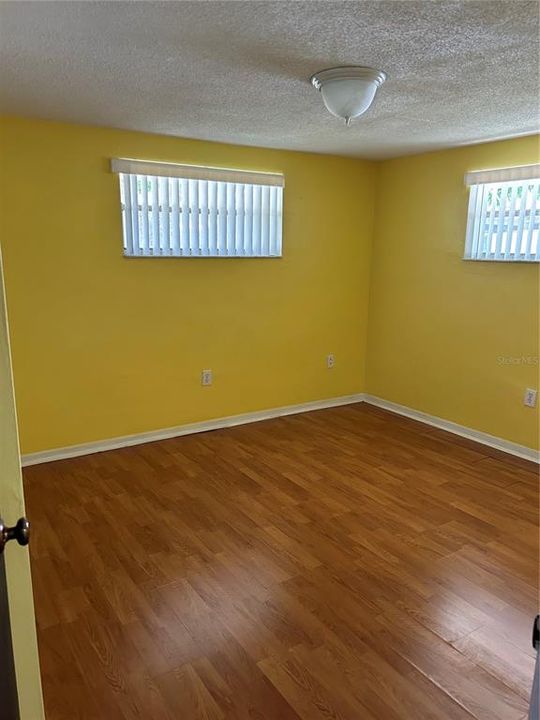 For Rent: $1,700 (3 beds, 2 baths, 1307 Square Feet)