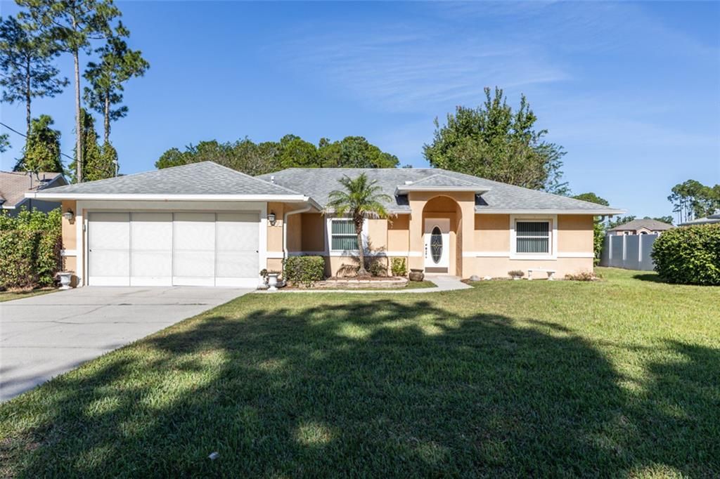 For Sale: $300,000 (3 beds, 2 baths, 1521 Square Feet)