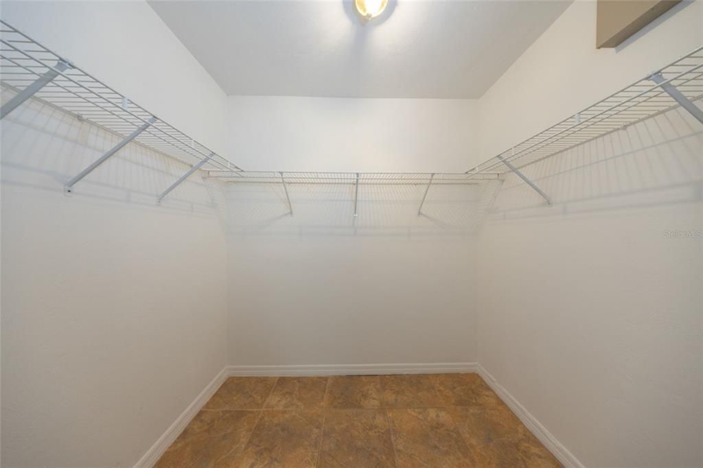 For Sale: $300,000 (3 beds, 2 baths, 1521 Square Feet)